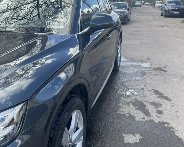 Серый Ауди Ку 5, объемом двигателя 2 л и пробегом 199 тыс. км за 20990 $, фото 13 на Automoto.ua