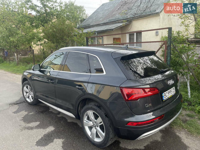 Серый Ауди Ку 5, объемом двигателя 2 л и пробегом 199 тыс. км за 20990 $, фото 5 на Automoto.ua