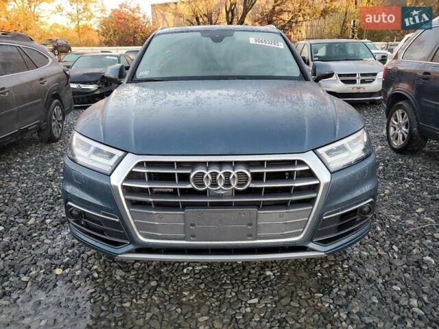 Сірий Ауді Ку 5, об'ємом двигуна 2 л та пробігом 109 тис. км за 6200 $, фото 4 на Automoto.ua