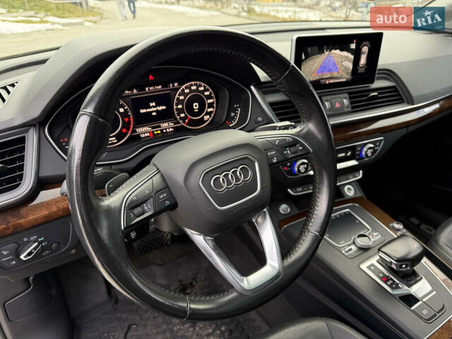 Сірий Ауді Ку 5, об'ємом двигуна 2 л та пробігом 123 тис. км за 26500 $, фото 32 на Automoto.ua