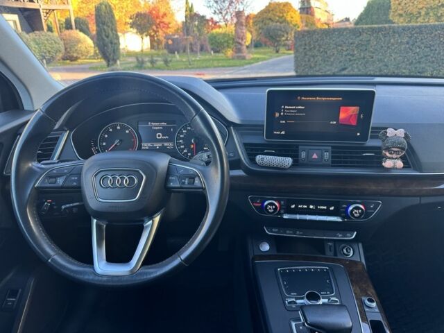 Сірий Ауді Ку 5, об'ємом двигуна 2 л та пробігом 143 тис. км за 23500 $, фото 8 на Automoto.ua