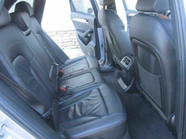 Серый Ауди Ку 5, объемом двигателя 2 л и пробегом 66 тыс. км за 9700 $, фото 16 на Automoto.ua