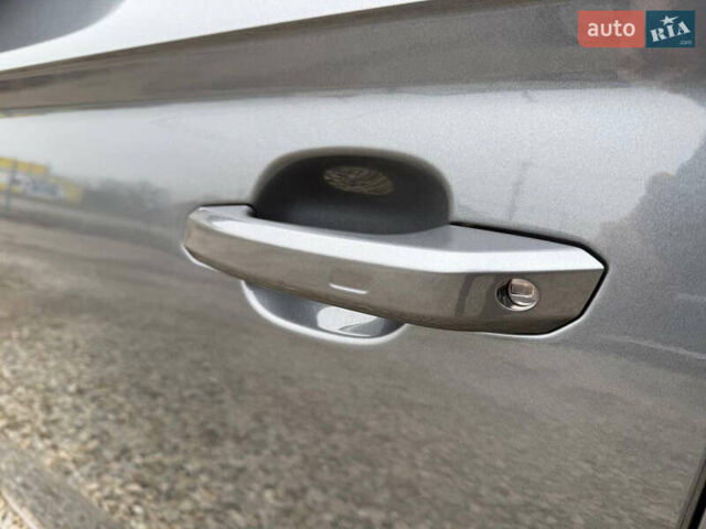 Сірий Ауді Ку 5, об'ємом двигуна 1.98 л та пробігом 165 тис. км за 23999 $, фото 13 на Automoto.ua