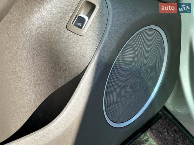 Сірий Ауді Ку 5, об'ємом двигуна 1.98 л та пробігом 106 тис. км за 16750 $, фото 34 на Automoto.ua