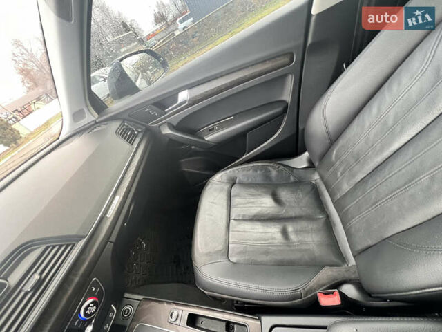 Серый Ауди Ку 5, объемом двигателя 1.98 л и пробегом 148 тыс. км за 25000 $, фото 14 на Automoto.ua