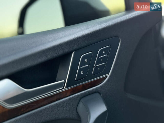 Серый Ауди Ку 5, объемом двигателя 1.98 л и пробегом 169 тыс. км за 25300 $, фото 26 на Automoto.ua