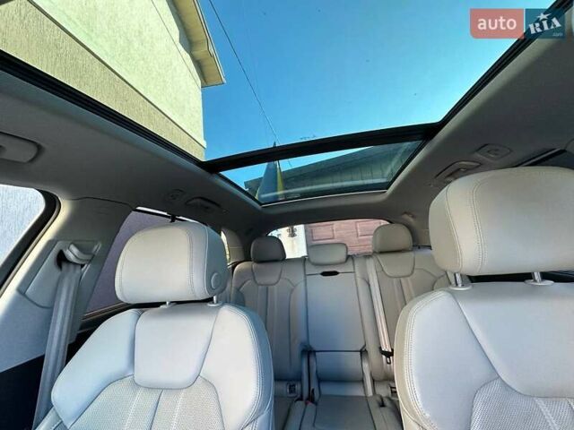 Сірий Ауді Ку 5, об'ємом двигуна 1.98 л та пробігом 102 тис. км за 33000 $, фото 39 на Automoto.ua