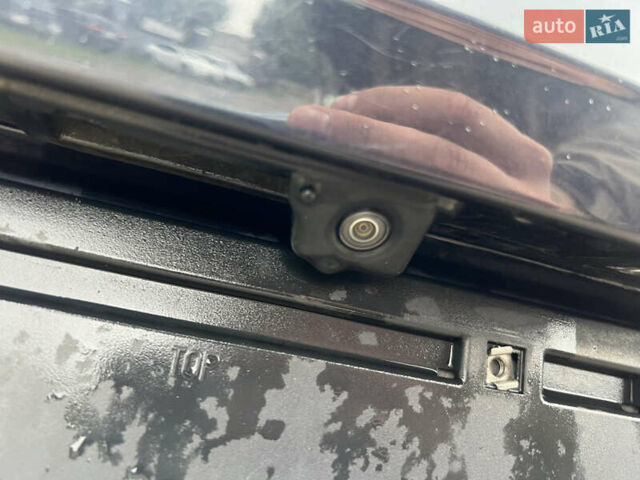 Серый Ауди Ку 5, объемом двигателя 2 л и пробегом 228 тыс. км за 15000 $, фото 6 на Automoto.ua