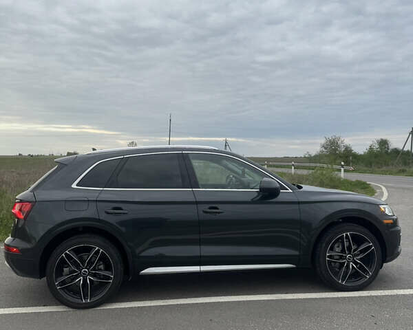 Серый Ауди Ку 5, объемом двигателя 1.98 л и пробегом 180 тыс. км за 24500 $, фото 4 на Automoto.ua