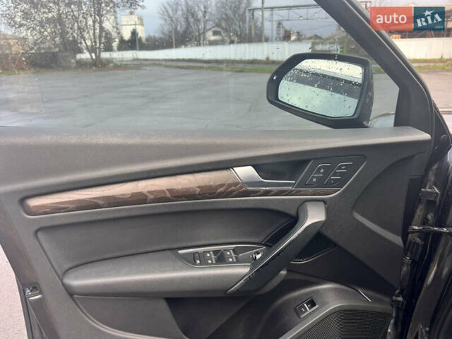 Серый Ауди Ку 5, объемом двигателя 1.98 л и пробегом 148 тыс. км за 25000 $, фото 13 на Automoto.ua