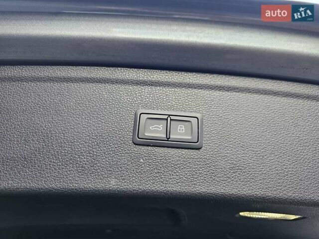 Серый Ауди Ку 5, объемом двигателя 1.98 л и пробегом 125 тыс. км за 21999 $, фото 35 на Automoto.ua