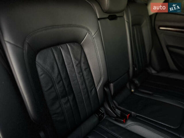 Серый Ауди Ку 5, объемом двигателя 1.98 л и пробегом 169 тыс. км за 25300 $, фото 62 на Automoto.ua