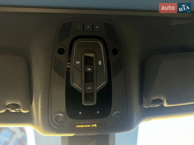 Сірий Ауді Ку 5, об'ємом двигуна 2 л та пробігом 160 тис. км за 21400 $, фото 27 на Automoto.ua