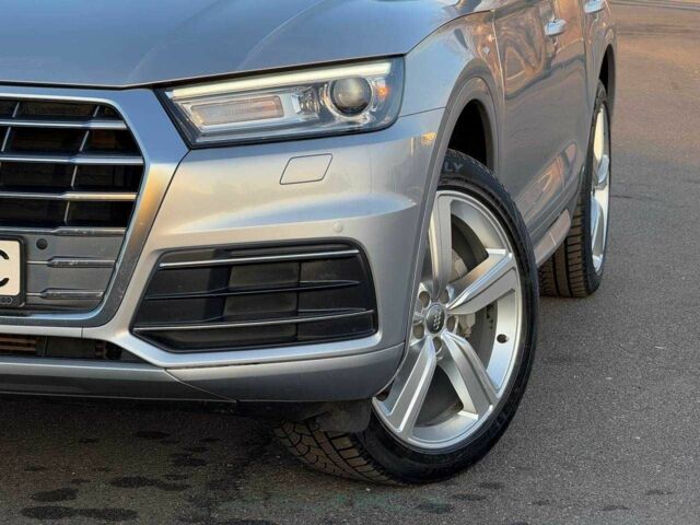 Серый Ауди Ку 5, объемом двигателя 2 л и пробегом 70 тыс. км за 22000 $, фото 3 на Automoto.ua