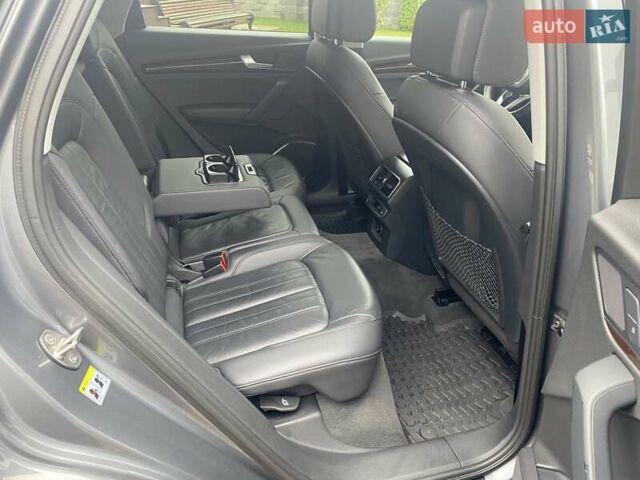 Серый Ауди Ку 5, объемом двигателя 1.98 л и пробегом 229 тыс. км за 20499 $, фото 15 на Automoto.ua