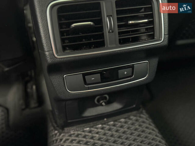 Серый Ауди Ку 5, объемом двигателя 1.98 л и пробегом 147 тыс. км за 23999 $, фото 7 на Automoto.ua