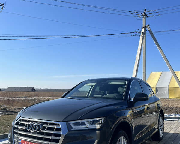 Серый Ауди Ку 5, объемом двигателя 1.97 л и пробегом 165 тыс. км за 32900 $, фото 13 на Automoto.ua