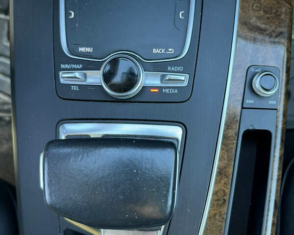 Сірий Ауді Ку 5, об'ємом двигуна 1.98 л та пробігом 140 тис. км за 26000 $, фото 7 на Automoto.ua