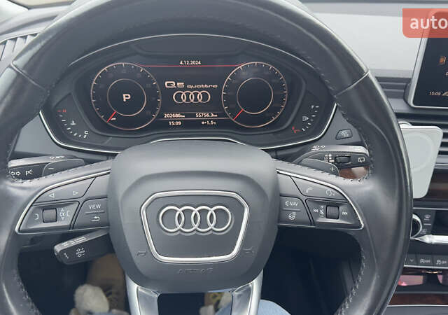 Серый Ауди Ку 5, объемом двигателя 1.98 л и пробегом 203 тыс. км за 25000 $, фото 23 на Automoto.ua