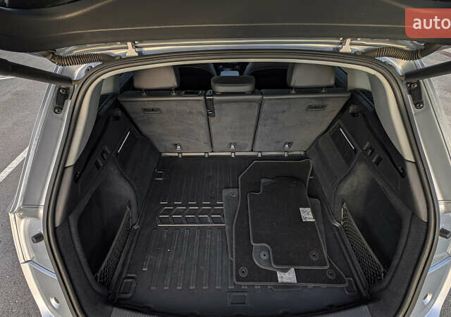 Серый Ауди Ку 5, объемом двигателя 1.98 л и пробегом 100 тыс. км за 23690 $, фото 53 на Automoto.ua