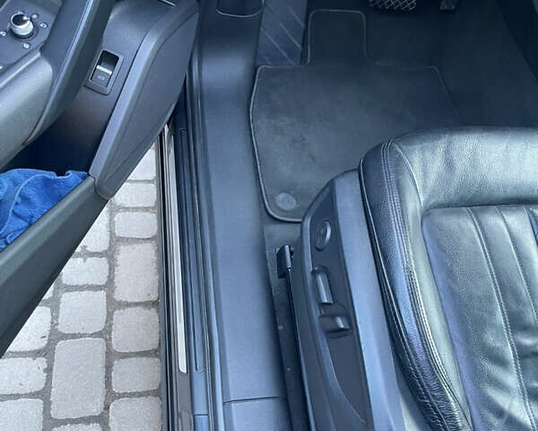 Серый Ауди Ку 5, объемом двигателя 2 л и пробегом 199 тыс. км за 20990 $, фото 16 на Automoto.ua