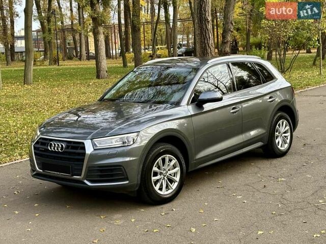 Ауди Ку 5 2017 в Киеве на Automoto.ua Серый Ауди Ку 5, объемом двигателя 1.97 л и пробегом 190 тыс. км за 26500 $, фото 5 на Automoto.ua