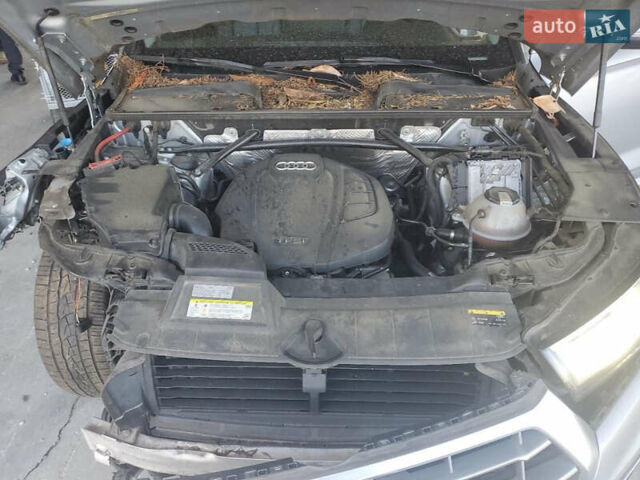 Сірий Ауді Ку 5, об'ємом двигуна 2 л та пробігом 26 тис. км за 14400 $, фото 6 на Automoto.ua