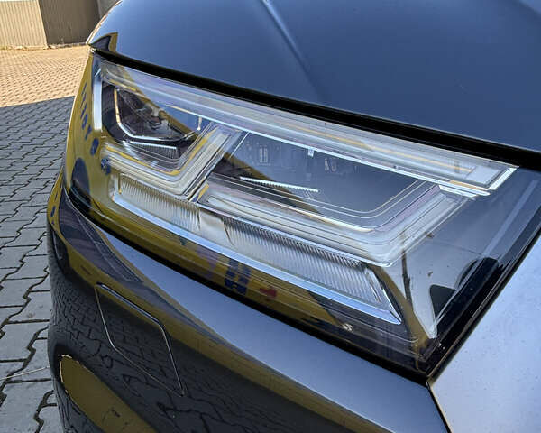 Серый Ауди Ку 5, объемом двигателя 1.98 л и пробегом 85 тыс. км за 26900 $, фото 1 на Automoto.ua