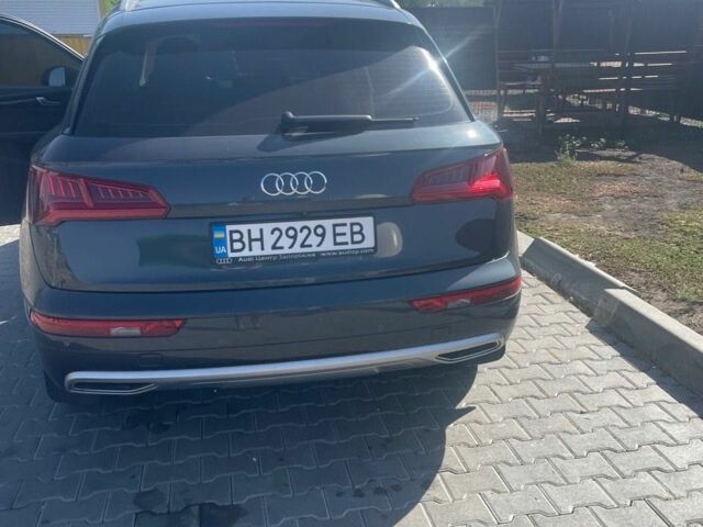 Сірий Ауді Ку 5, об'ємом двигуна 2 л та пробігом 270 тис. км за 26500 $, фото 1 на Automoto.ua
