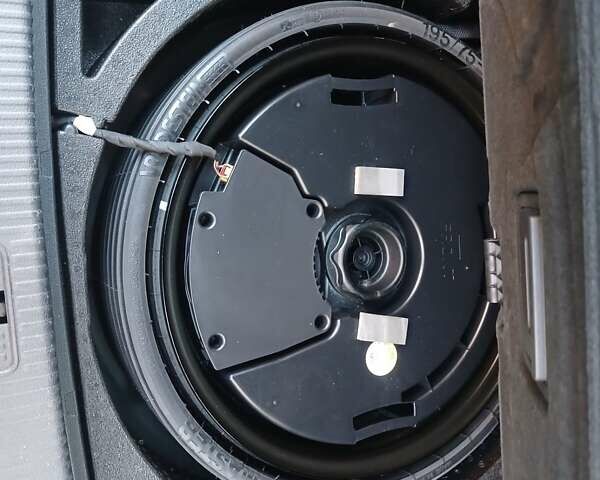 Ауди Ку 5 2017 в Сумах на Automoto.ua Серый Ауди Ку 5, объемом двигателя 2 л и пробегом 49 тыс. км за 31000 $, фото 3 на Automoto.ua