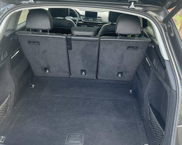 Серый Ауди Ку 5, объемом двигателя 2 л и пробегом 199 тыс. км за 20990 $, фото 22 на Automoto.ua