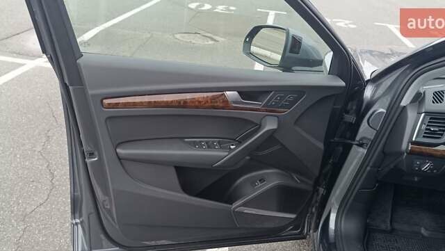 Серый Ауди Ку 5, объемом двигателя 1.98 л и пробегом 108 тыс. км за 24200 $, фото 26 на Automoto.ua