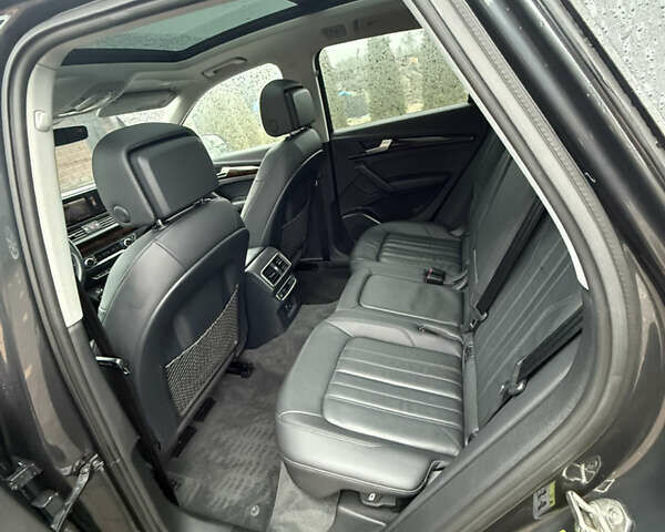 Серый Ауди Ку 5, объемом двигателя 1.98 л и пробегом 138 тыс. км за 25500 $, фото 18 на Automoto.ua