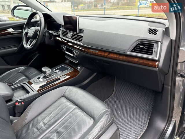 Сірий Ауді Ку 5, об'ємом двигуна 1.98 л та пробігом 165 тис. км за 23999 $, фото 23 на Automoto.ua