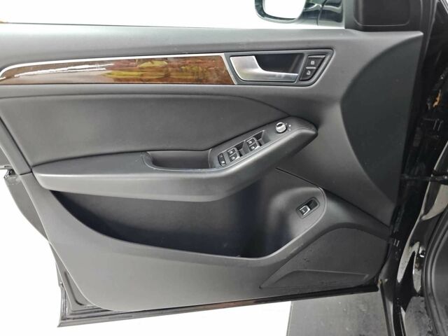 Сірий Ауді Ку 5, об'ємом двигуна 2 л та пробігом 155 тис. км за 18000 $, фото 8 на Automoto.ua