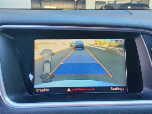 Серый Ауди Ку 5, объемом двигателя 2 л и пробегом 54 тыс. км за 18000 $, фото 11 на Automoto.ua