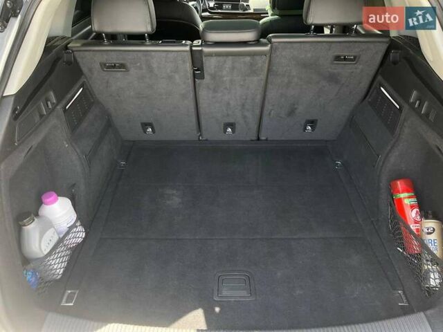 Серый Ауди Ку 5, объемом двигателя 2 л и пробегом 198 тыс. км за 23540 $, фото 40 на Automoto.ua