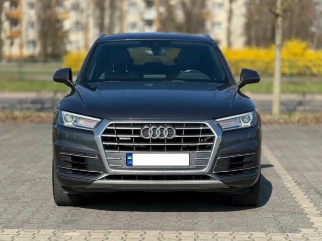 Сірий Ауді Ку 5, об'ємом двигуна 2 л та пробігом 81 тис. км за 14800 $, фото 7 на Automoto.ua