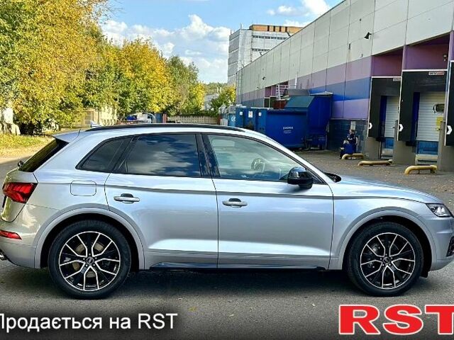 Ауди Ку 5 2017 в Днепре (Днепропетровске) на Automoto.ua Серый Ауди Ку 5, объемом двигателя 2 л и пробегом 82 тыс. км за 9500 $, фото 1 на Automoto.ua