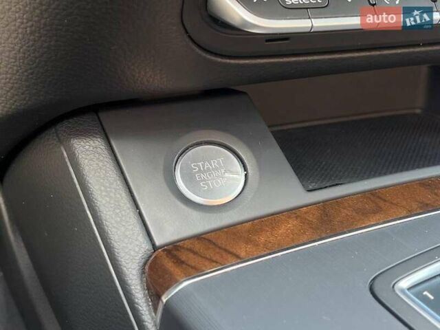 Серый Ауди Ку 5, объемом двигателя 2 л и пробегом 198 тыс. км за 23540 $, фото 34 на Automoto.ua