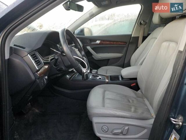 Сірий Ауді Ку 5, об'ємом двигуна 2 л та пробігом 109 тис. км за 6200 $, фото 6 на Automoto.ua