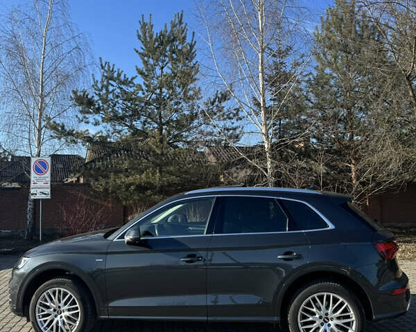 Серый Ауди Ку 5, объемом двигателя 1.97 л и пробегом 165 тыс. км за 32900 $, фото 14 на Automoto.ua