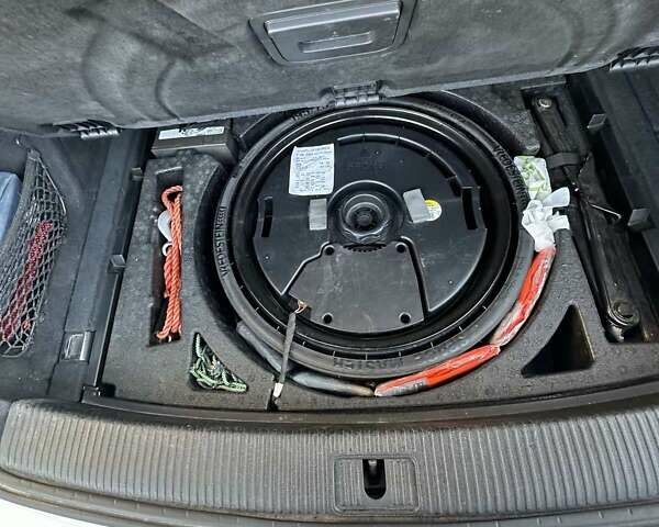 Сірий Ауді Ку 5, об'ємом двигуна 1.98 л та пробігом 190 тис. км за 20900 $, фото 10 на Automoto.ua