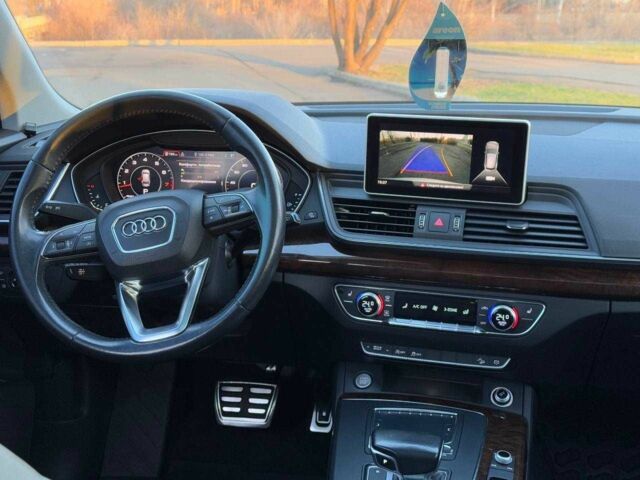 Серый Ауди Ку 5, объемом двигателя 2 л и пробегом 70 тыс. км за 22000 $, фото 15 на Automoto.ua