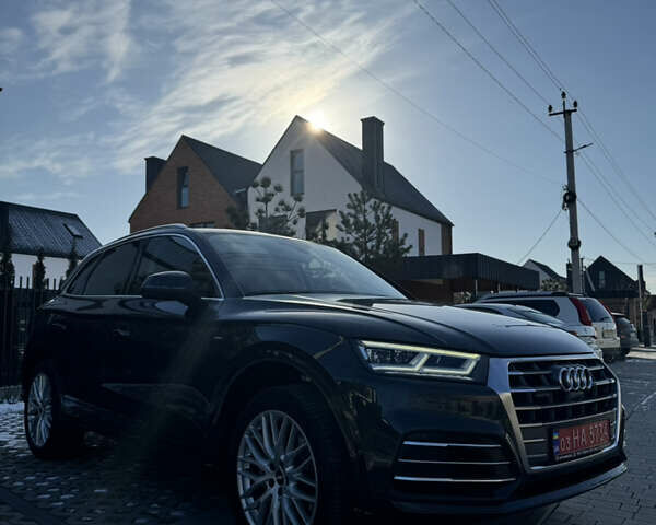 Серый Ауди Ку 5, объемом двигателя 1.97 л и пробегом 165 тыс. км за 32900 $, фото 6 на Automoto.ua