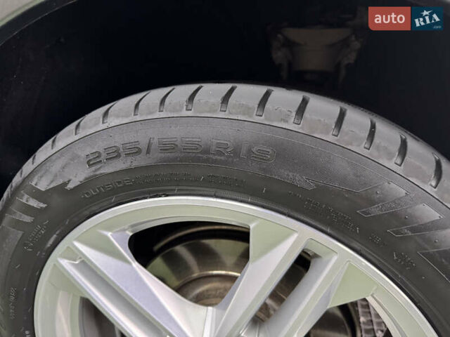 Серый Ауди Ку 5, объемом двигателя 1.97 л и пробегом 131 тыс. км за 35000 $, фото 8 на Automoto.ua