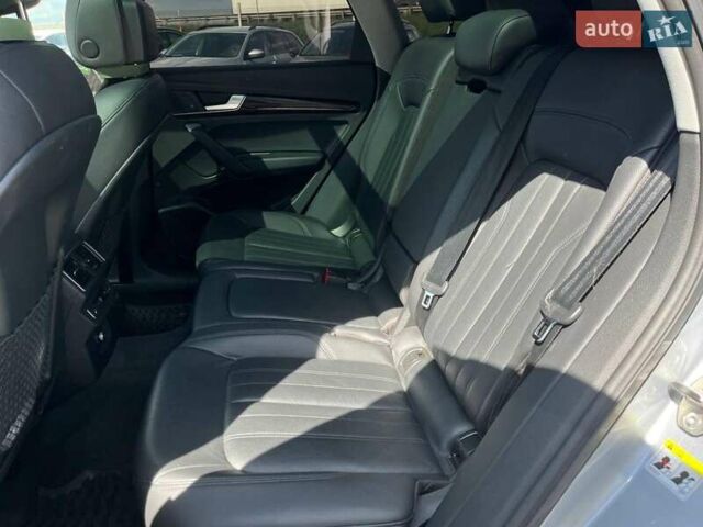 Серый Ауди Ку 5, объемом двигателя 2 л и пробегом 198 тыс. км за 23540 $, фото 16 на Automoto.ua