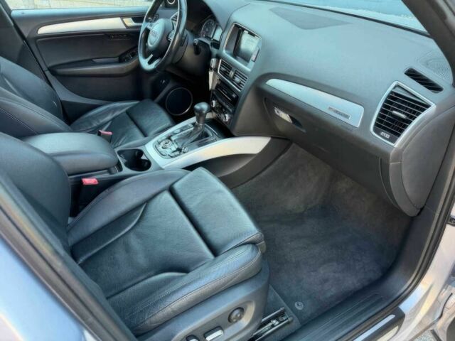 Серый Ауди Ку 5, объемом двигателя 2 л и пробегом 55 тыс. км за 4900 $, фото 8 на Automoto.ua