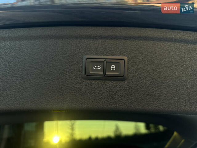 Сірий Ауді Ку 5, об'ємом двигуна 2 л та пробігом 160 тис. км за 21900 $, фото 38 на Automoto.ua