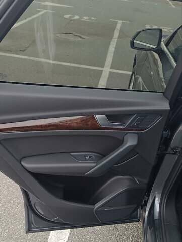 Серый Ауди Ку 5, объемом двигателя 1.98 л и пробегом 108 тыс. км за 24200 $, фото 27 на Automoto.ua